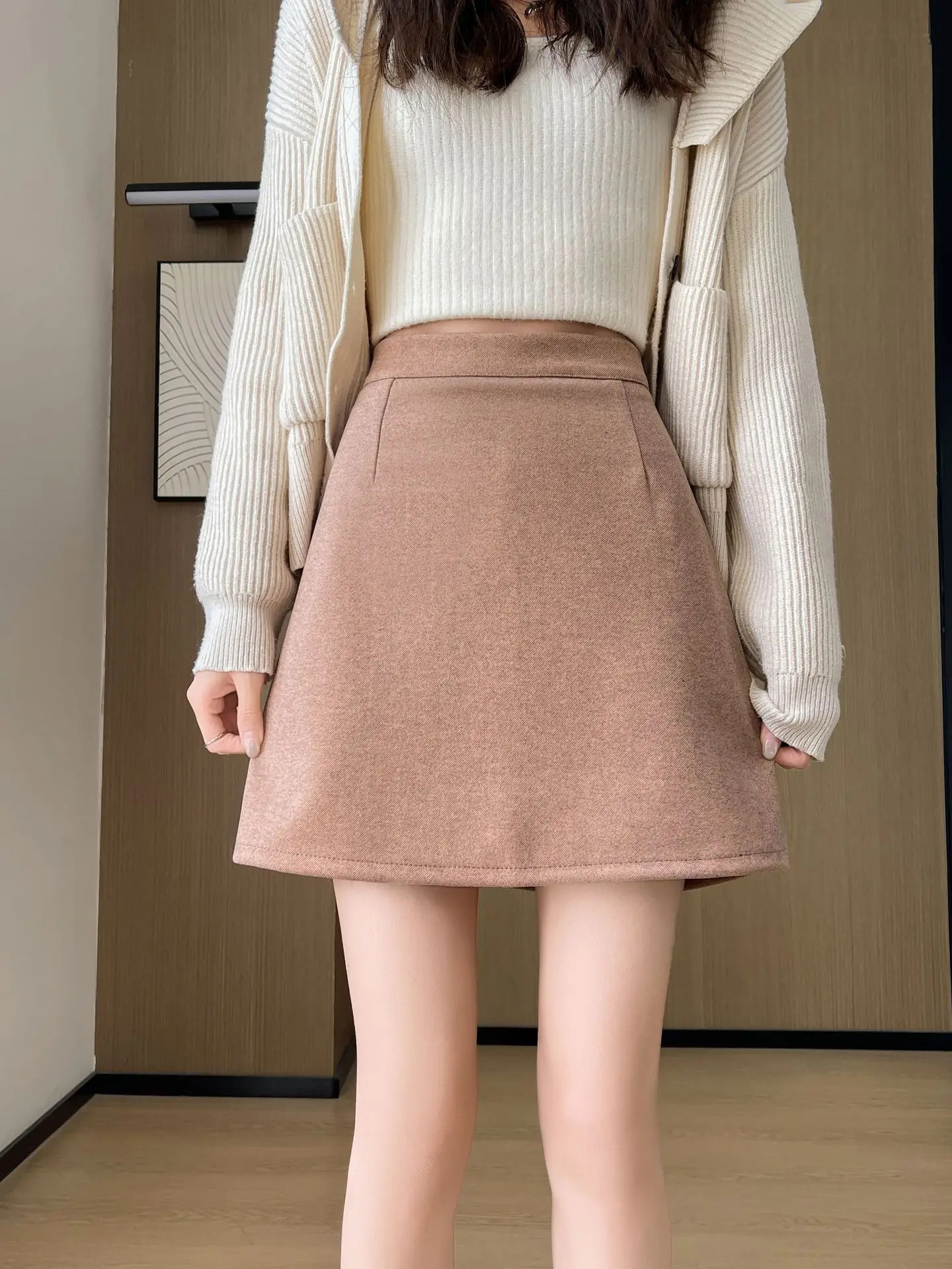 Autumn Winter Anti-Exposure Woolen Mini Skirt Women Korean College Style Short Skirts New Thicken Warm High Waist A-Line Skirt