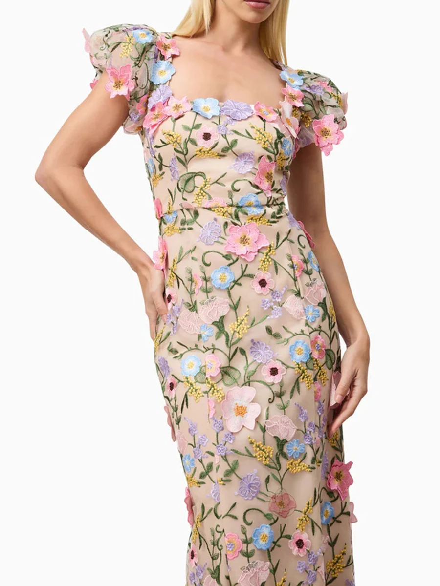 TWOTWINSTYLE Hit Color Spliced Appliques Slimming Dresses For Women Square Neck Sleeveless High Waist Temperament Dress Female