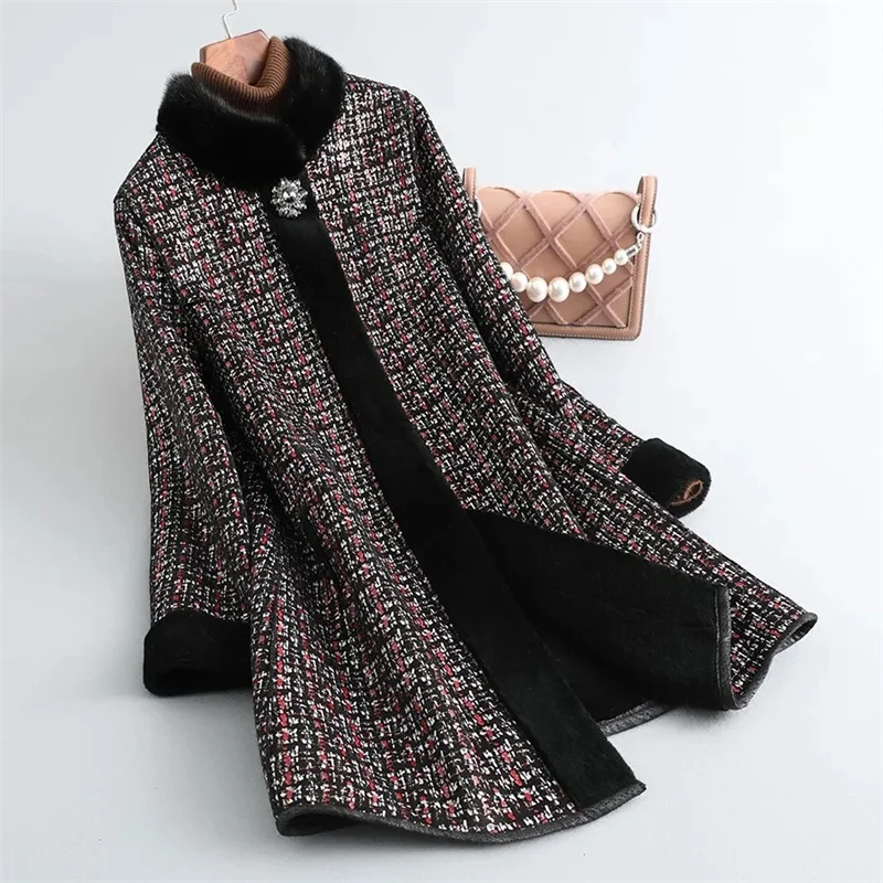 Fur Integrated Mink Fur Coat For Women Mid to Long Length Mink Collar 2026 Winter Thick Fur Coat For Middle-Aged Elderly People2