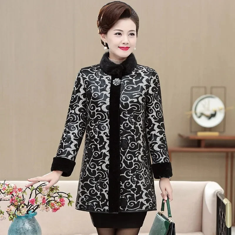 Fur Integrated Mink Fur Coat For Women Mid to Long Length Mink Collar 2026 Winter Thick Fur Coat For Middle-Aged Elderly People2