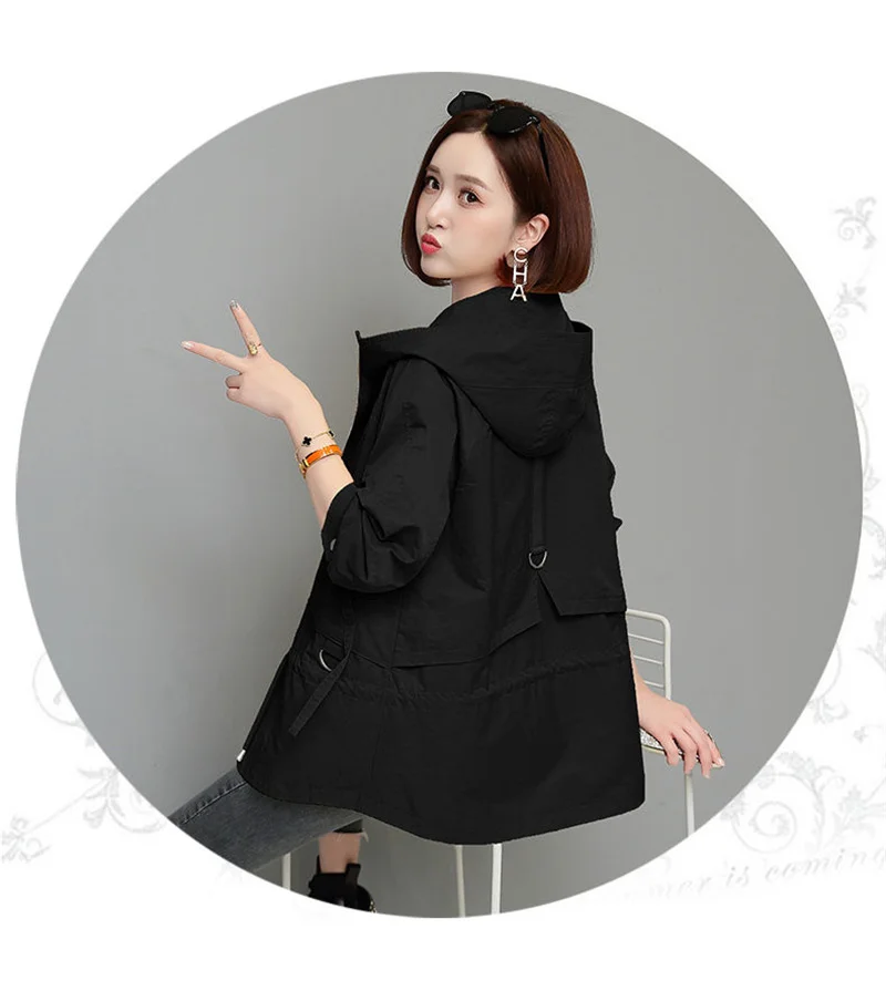 Mother's Windbreaker Women's Spring And Autumn 2026 New Middle-Aged Mother's Loose And Thin Coat Korean Lining Trench Hooded 3XL