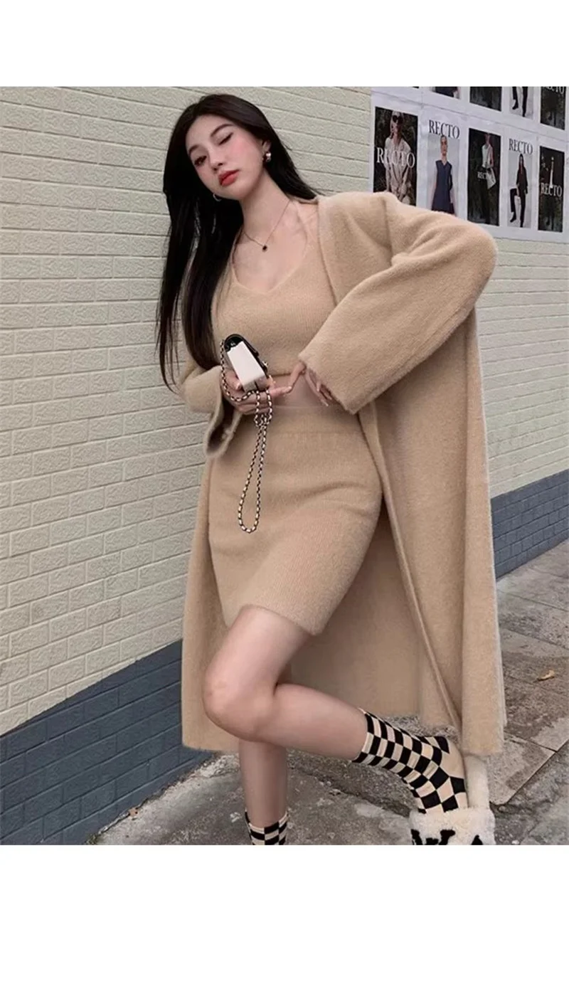 Lnternet Famous hot Girl Three Piece Set for Women's 2024 Autumn Winter Suspender Half Skirt lazy Style Outerwear Cardigan Set
