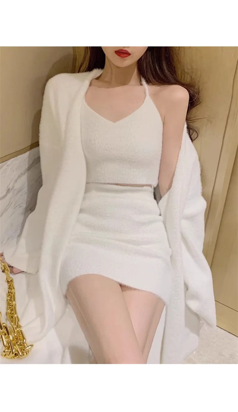 Lnternet Famous hot Girl Three Piece Set for Women's 2024 Autumn Winter Suspender Half Skirt lazy Style Outerwear Cardigan Set