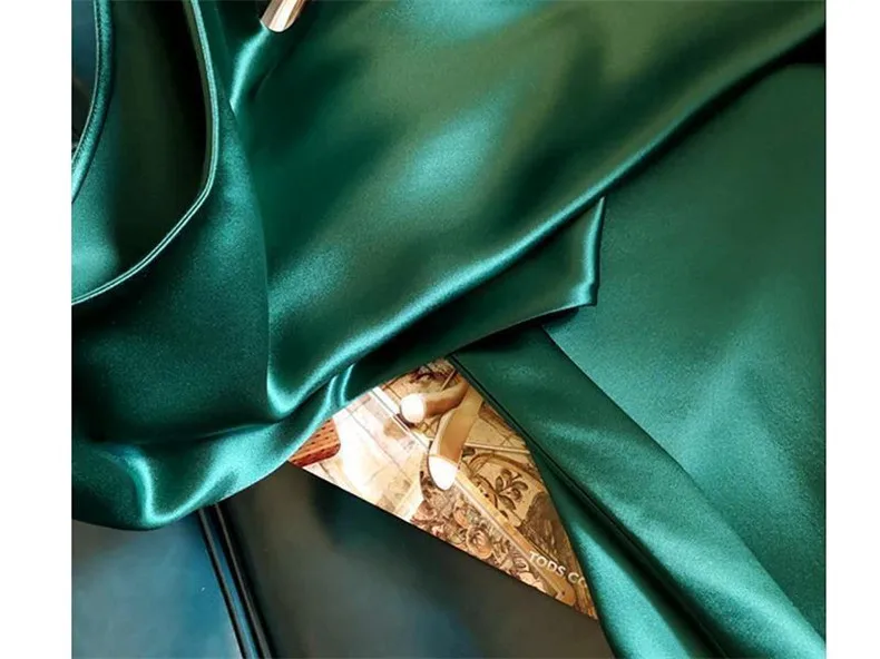 Women Slip Dress Satin Sleeveless V-Neck Solid Silk Elegant Vintage Lady 2026 Summer Female Long Spaghetti Strap Dresses Vestido
