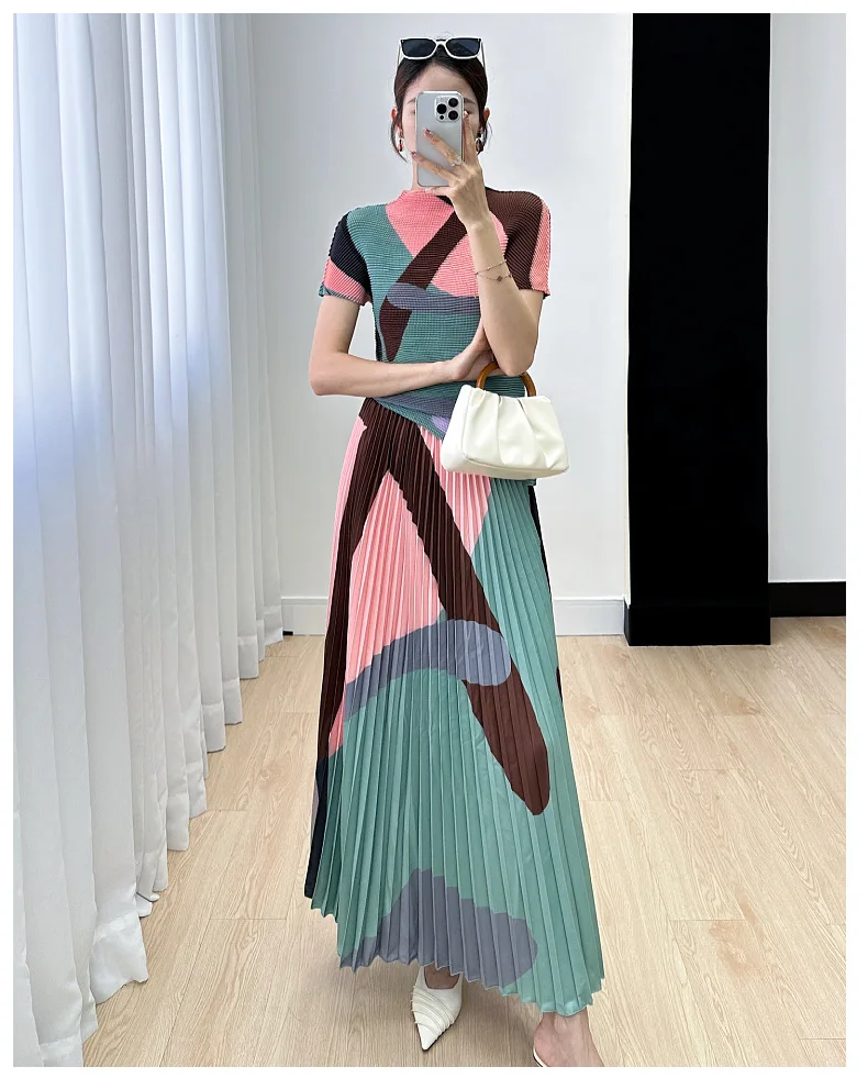 Miyake Temperament High-end Set For Women 2023 New High-end Printed Short Sleeved Top+Half Skirt Pleated Women Two Peice Sets