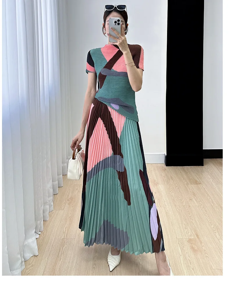 Miyake Temperament High-end Set For Women 2023 New High-end Printed Short Sleeved Top+Half Skirt Pleated Women Two Peice Sets