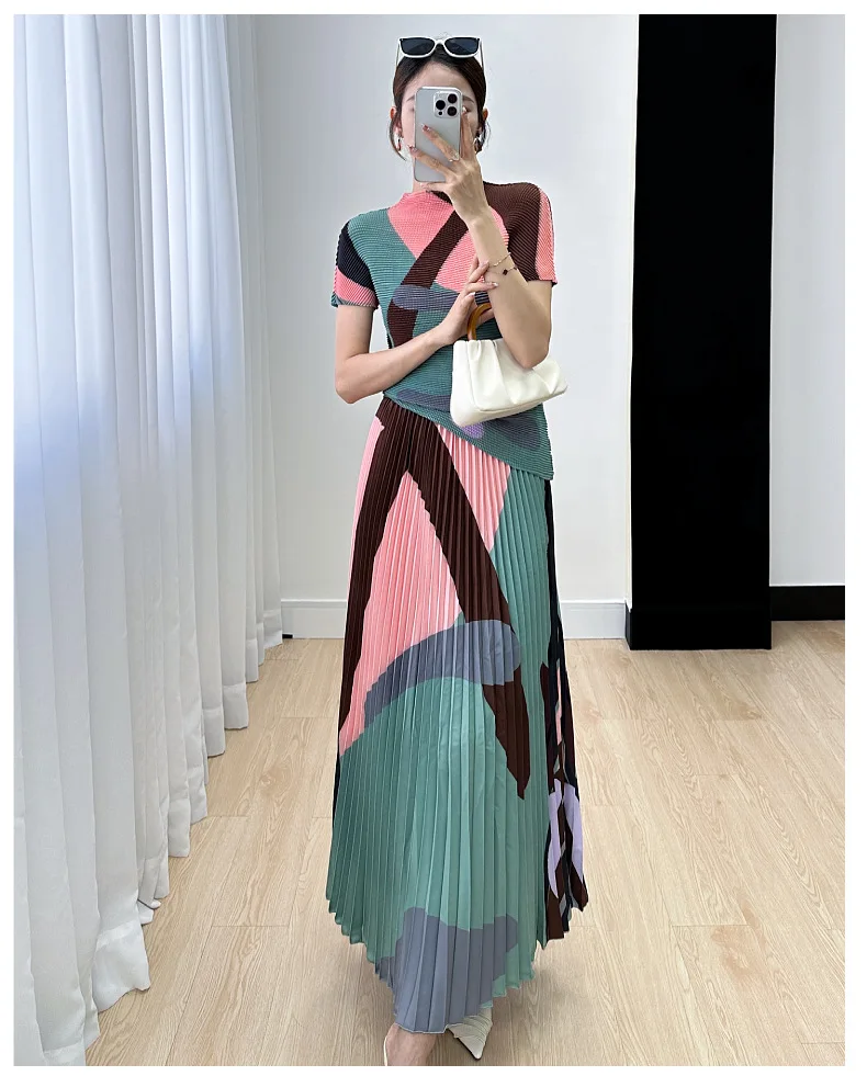 Miyake Temperament High-end Set For Women 2023 New High-end Printed Short Sleeved Top+Half Skirt Pleated Women Two Peice Sets