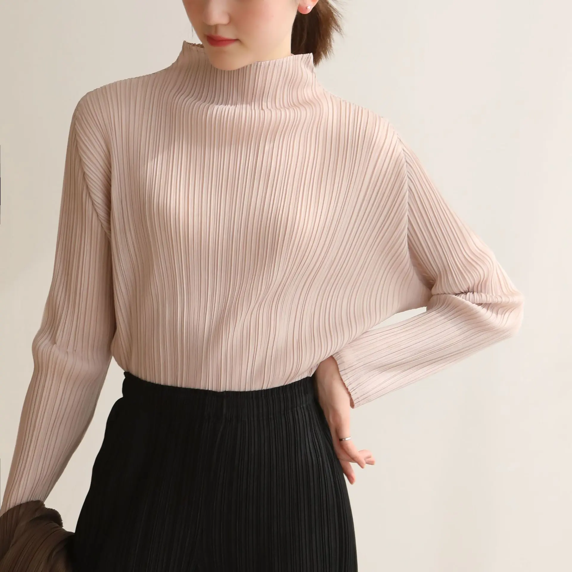 YUDX Miyake Pleated 2024 New Model Tops High Fashion Designer New Aesthetic Clothing Long Sleeve Turtleneck T-Shirt for Women's