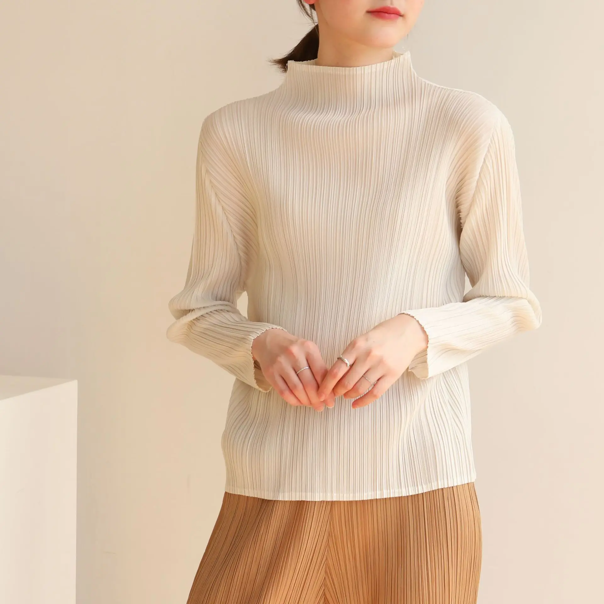 YUDX Miyake Pleated 2024 New Model Tops High Fashion Designer New Aesthetic Clothing Long Sleeve Turtleneck T-Shirt for Women's
