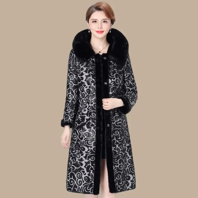 Fur Coat For Women Wearing Both Sides and Fur Integrated Coat 2026 New Loose Mother's Clothing Thickened and Warm Long Coat For