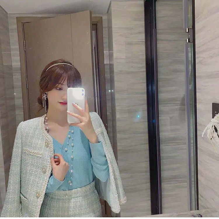 French Autumn Winter Lady Small Fragrance Wind Set 2025 New All-match Tweed Jacket Female Temperament Short Skirt Two-piece Suit