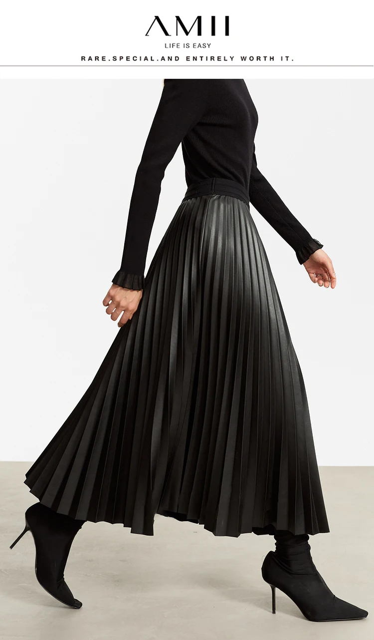 AMII Minimalist Retro Fashion Women Skirts 2024 Winter New A-line Pleated PU Simple Office Lady Leather Skirt Female 12323021