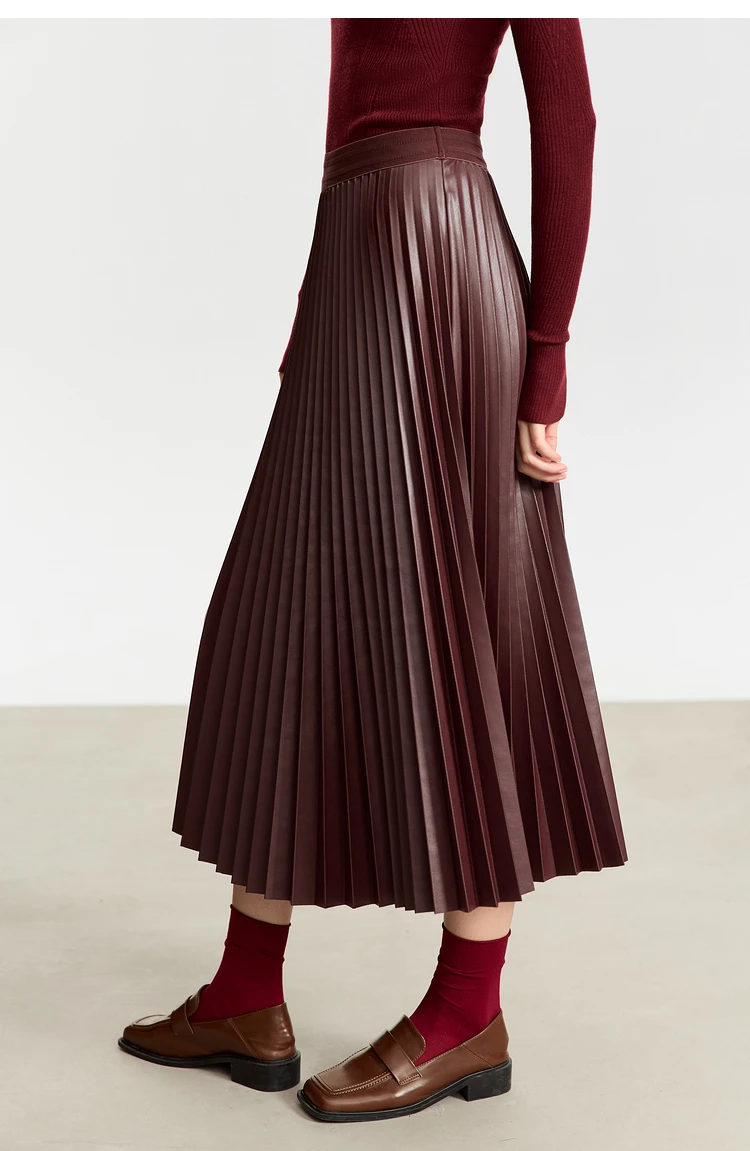 AMII Minimalist Retro Fashion Women Skirts 2024 Winter New A-line Pleated PU Simple Office Lady Leather Skirt Female 12323021
