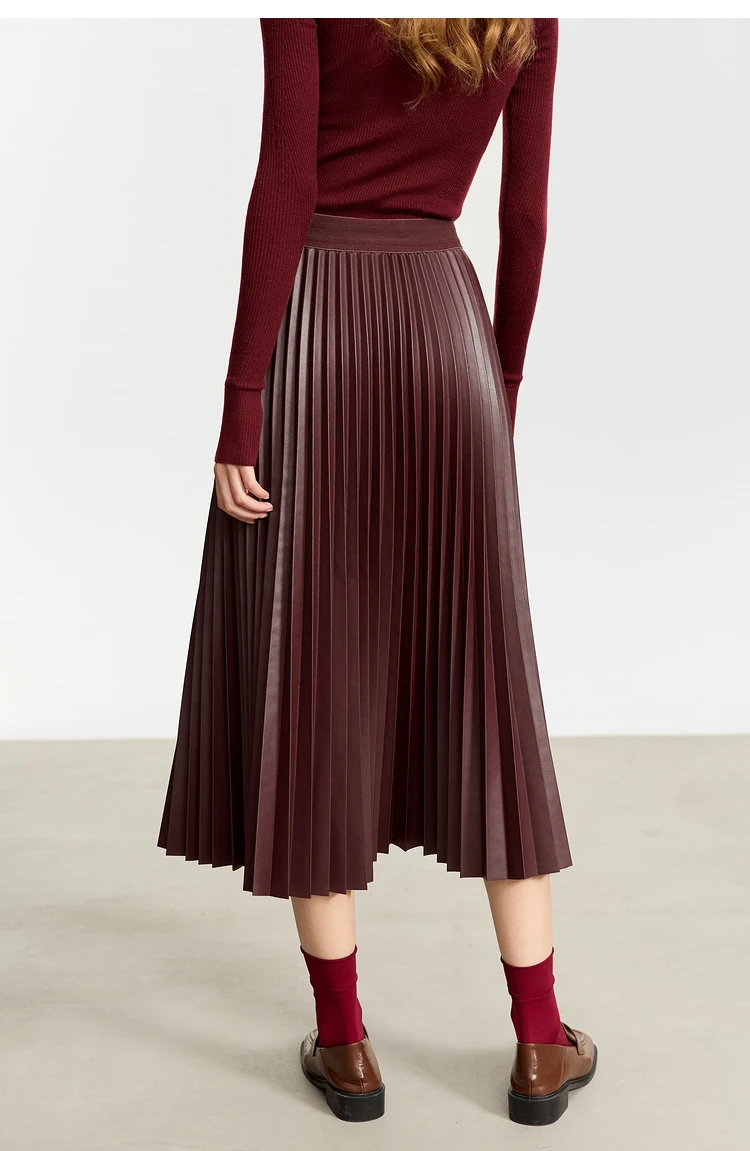 AMII Minimalist Retro Fashion Women Skirts 2024 Winter New A-line Pleated PU Simple Office Lady Leather Skirt Female 12323021