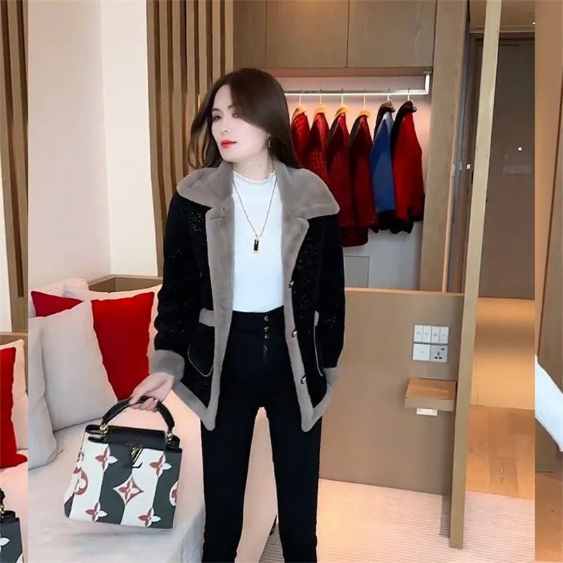 Women's Winter New Lamb Wool Jacket Fashion Woolen Jacket 2024 Spring Female's Fur Outwear Slimming and Plush Thickened Coat 6XL