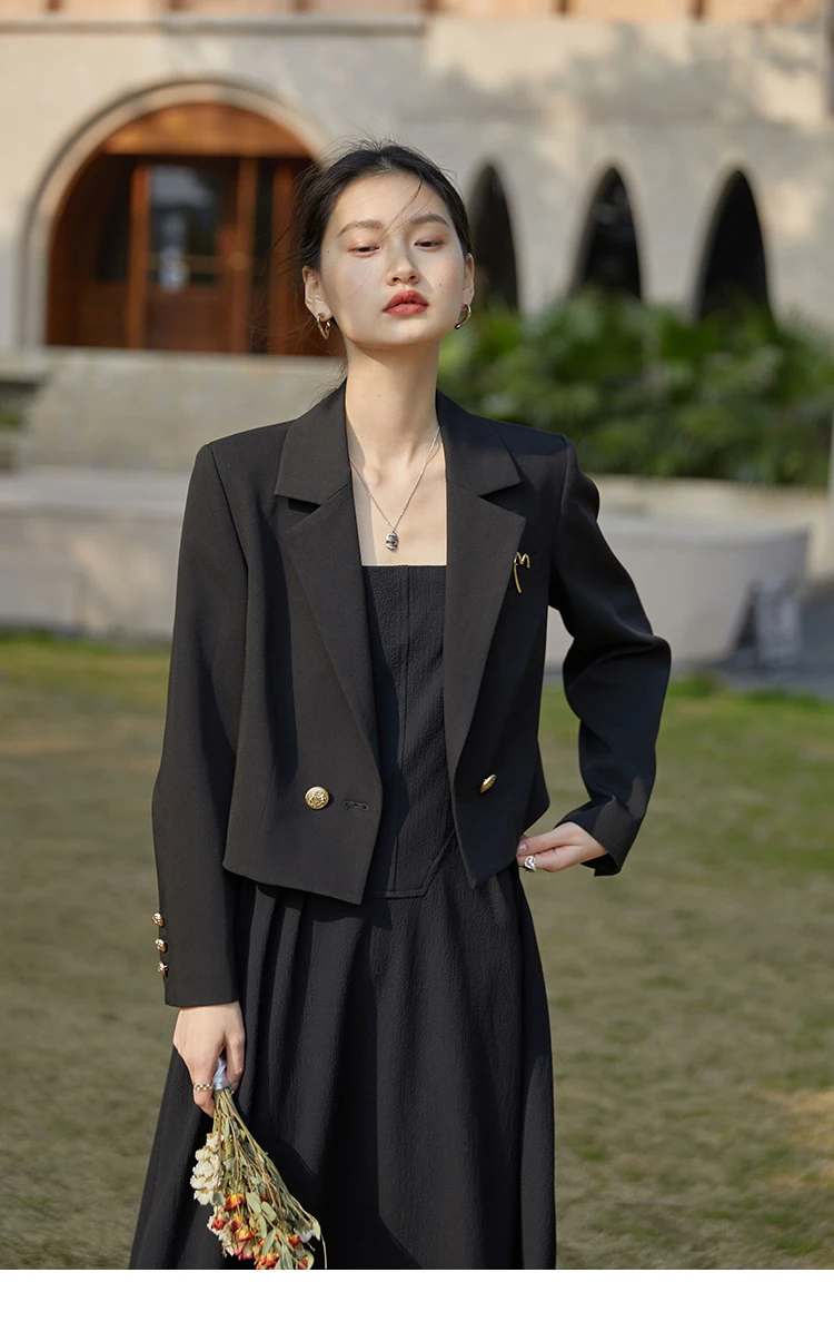 ZIQIAO Autumn Suit Collar Full Regular Sleeve Short Blazers Loose Office Lady Detachable Brooch Double Breasted Spring Jackets