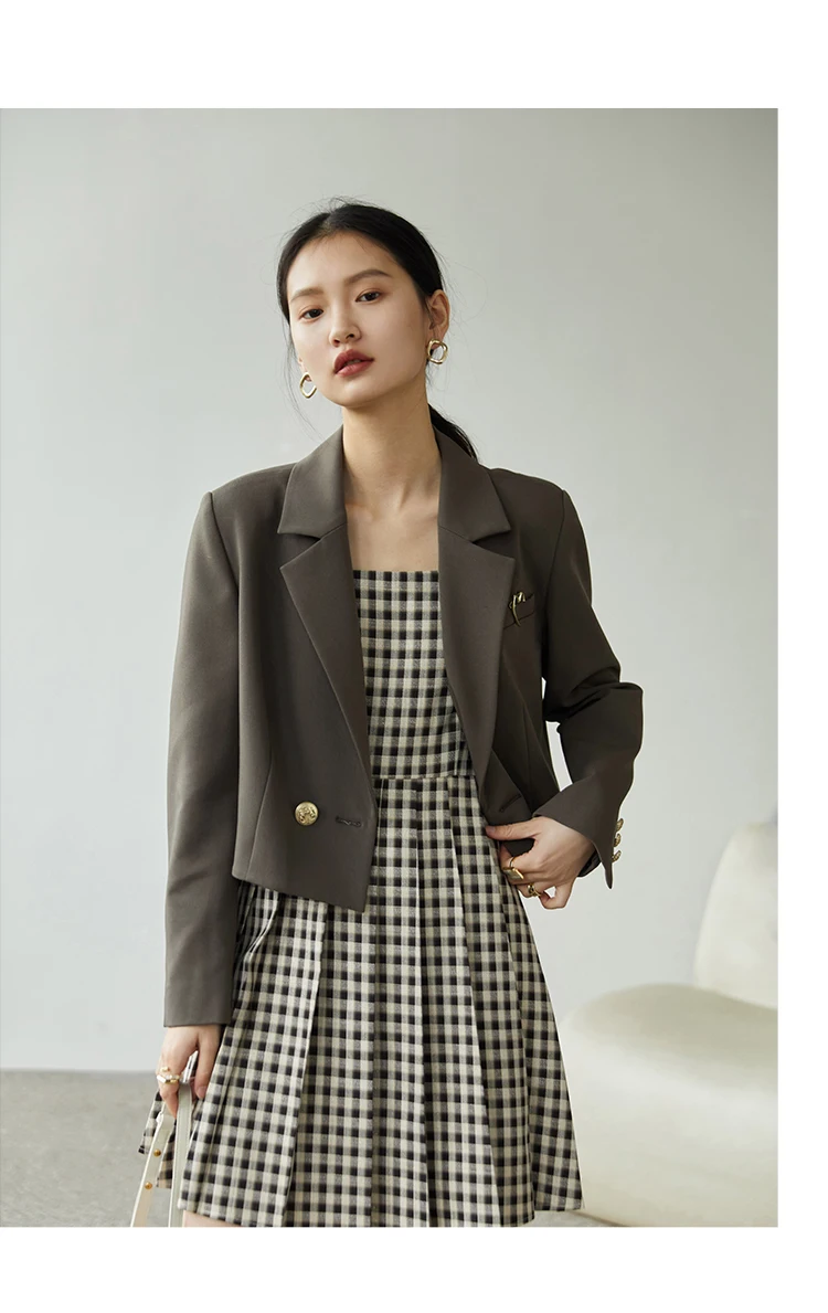 ZIQIAO Autumn Suit Collar Full Regular Sleeve Short Blazers Loose Office Lady Detachable Brooch Double Breasted Spring Jackets
