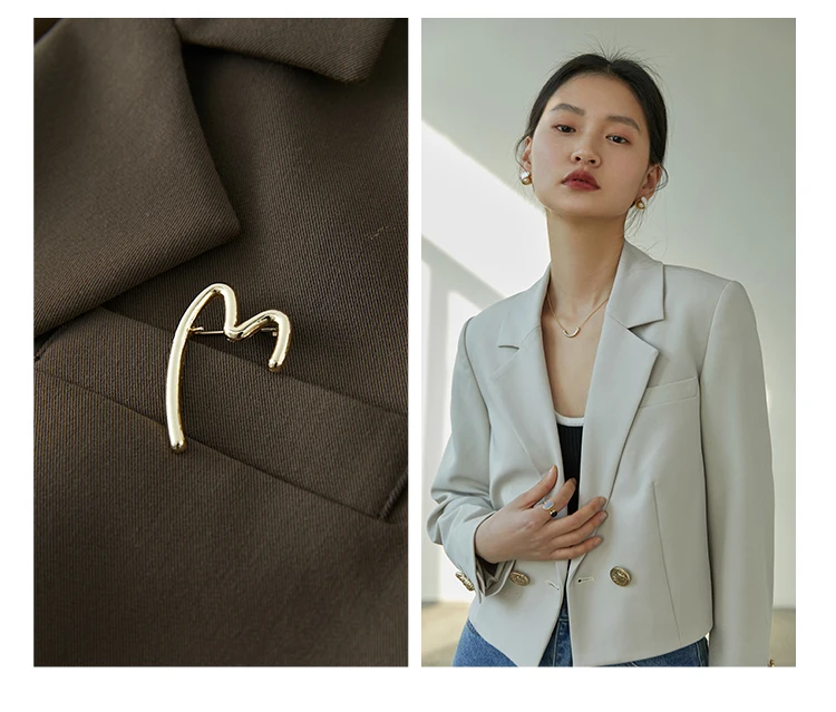 ZIQIAO Autumn Suit Collar Full Regular Sleeve Short Blazers Loose Office Lady Detachable Brooch Double Breasted Spring Jackets