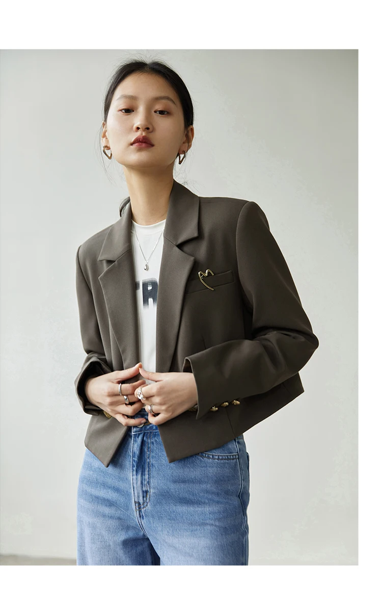 ZIQIAO Autumn Suit Collar Full Regular Sleeve Short Blazers Loose Office Lady Detachable Brooch Double Breasted Spring Jackets