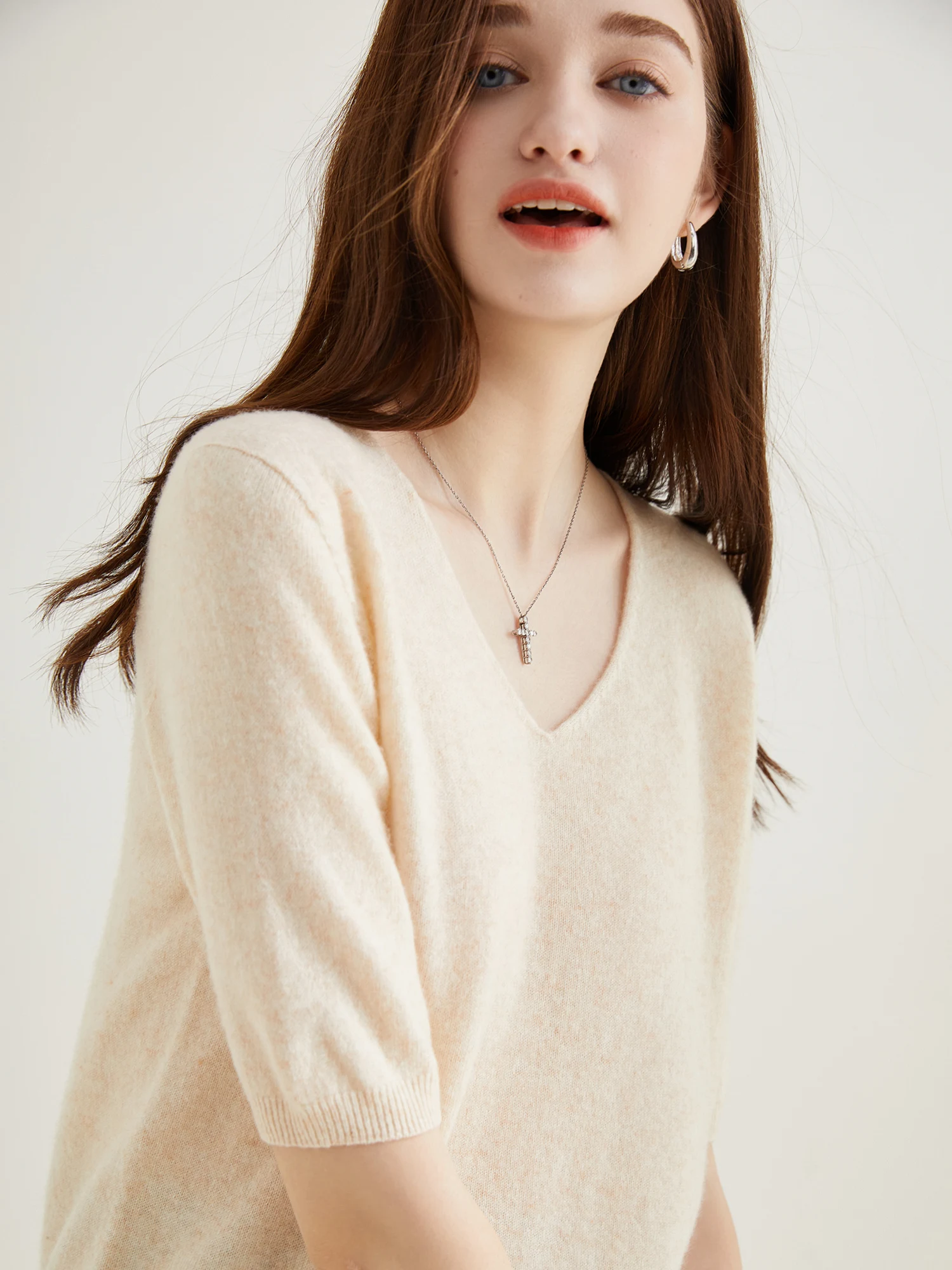 Women's Sweater 100% Merino Wool Sweater for Women Pullover Short Sleeve Tops Spring Summer V Neck Soft Knitted Female Clothing