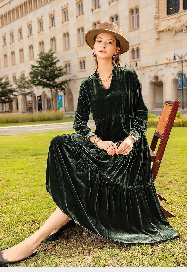 2026 Autunm and Winter women long sleeve velvet dress,Fashion elegant long maxi ruffled pleated velour dress party Vestidos
