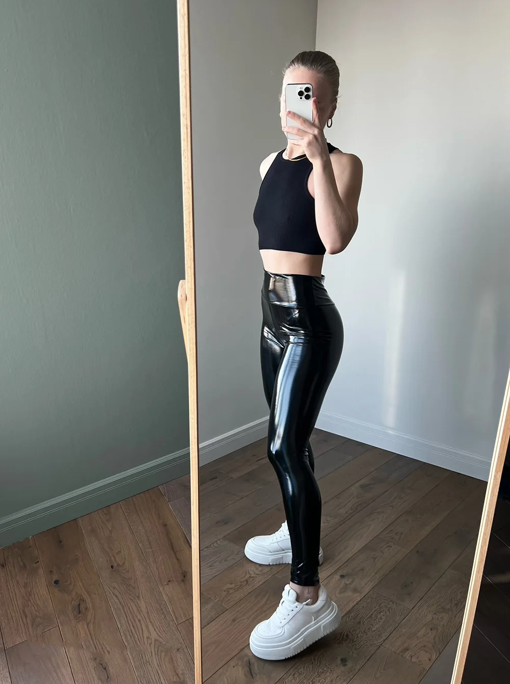 BIVIGAOS Spring New Colorful Mirror Leather Leggings Women Skinny Sexy Leather Pants High Waist Elastic Bright Leather Leggings