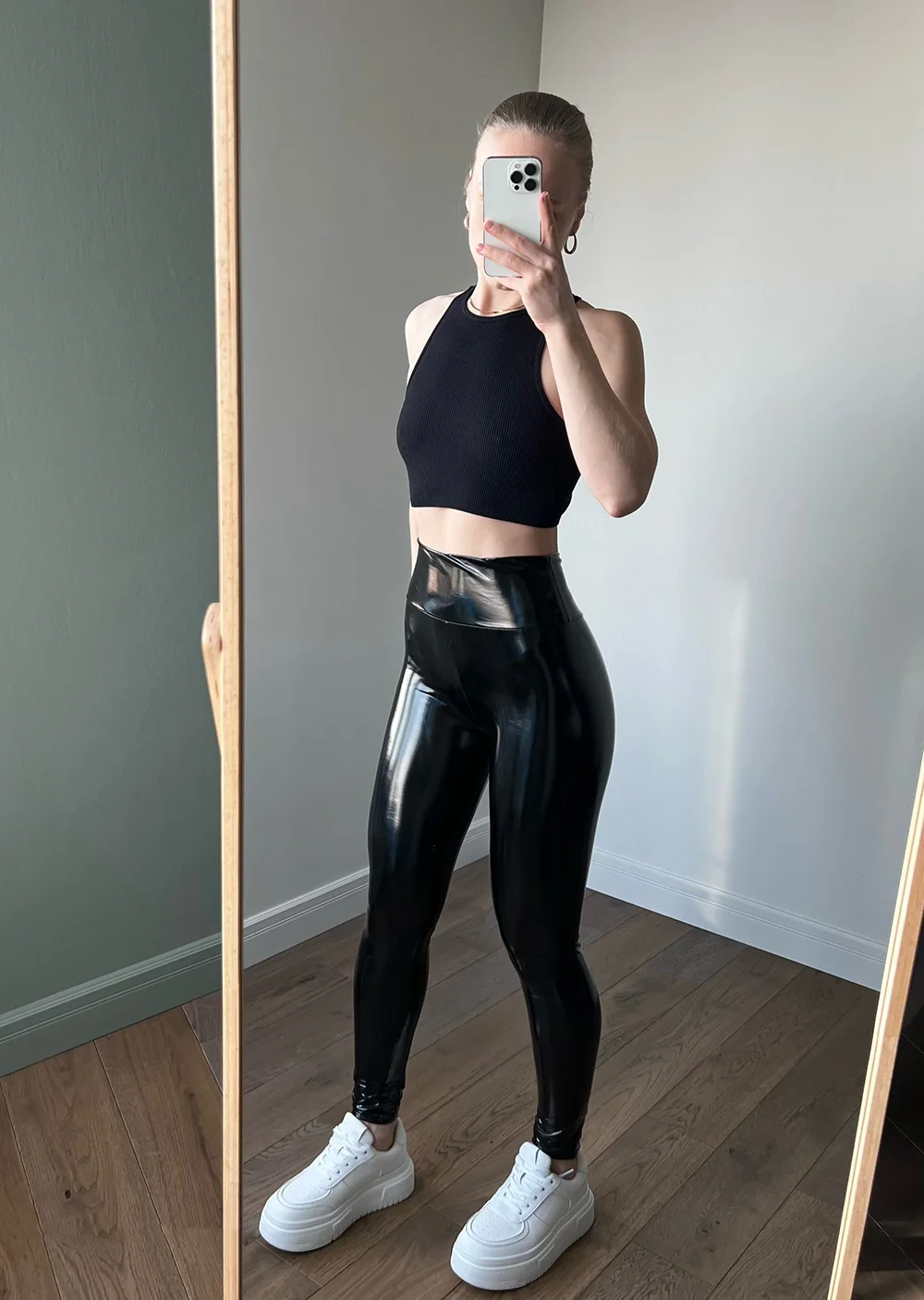 BIVIGAOS Spring New Colorful Mirror Leather Leggings Women Skinny Sexy Leather Pants High Waist Elastic Bright Leather Leggings