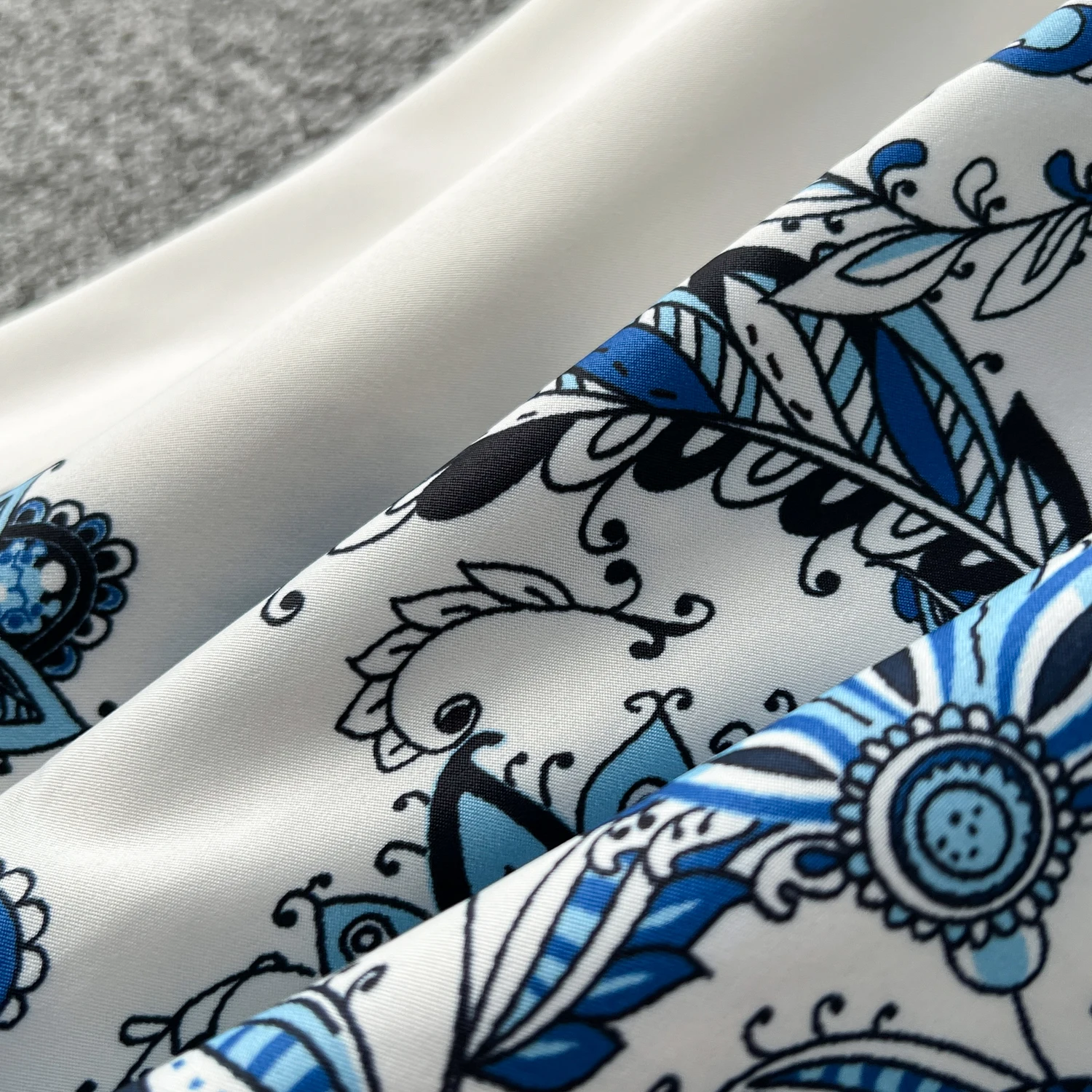 2024 Summer Women Clothing Runway Fashion Paisley Print Flying Sleeve V-Neck Single Breasted Belted Vintage Party Long Vestidos