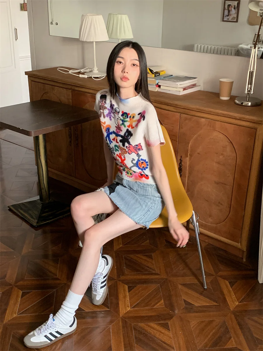 CHEERART Artist Graffiti White Designer Summer Top For Women 2023 Graphic T Shirts Pleated Fashion Tees Crop Top Trendy Clothes