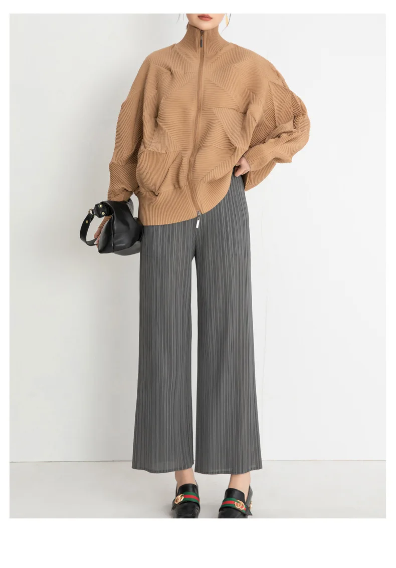 Miyake Pleated Coat High-end Fashion Temperament Women's 2024 New Handmade Flower Bud Bat Sleeve Zipper Cardigan Top