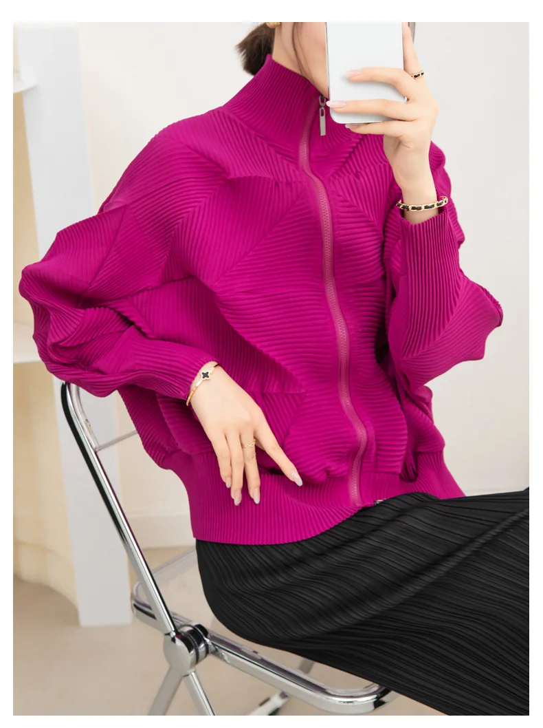 Miyake Pleated Coat High-end Fashion Temperament Women's 2024 New Handmade Flower Bud Bat Sleeve Zipper Cardigan Top
