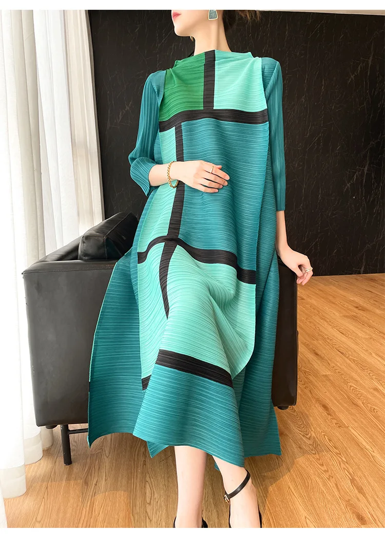 Miyake Pleated Geometric Print Dress for Women's 2024 Autumn New Original Designer Long Sleeve Pleated Loose Plus Size Dress