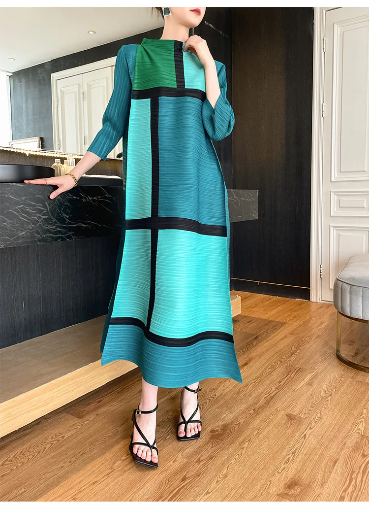 Miyake Pleated Geometric Print Dress for Women's 2024 Autumn New Original Designer Long Sleeve Pleated Loose Plus Size Dress