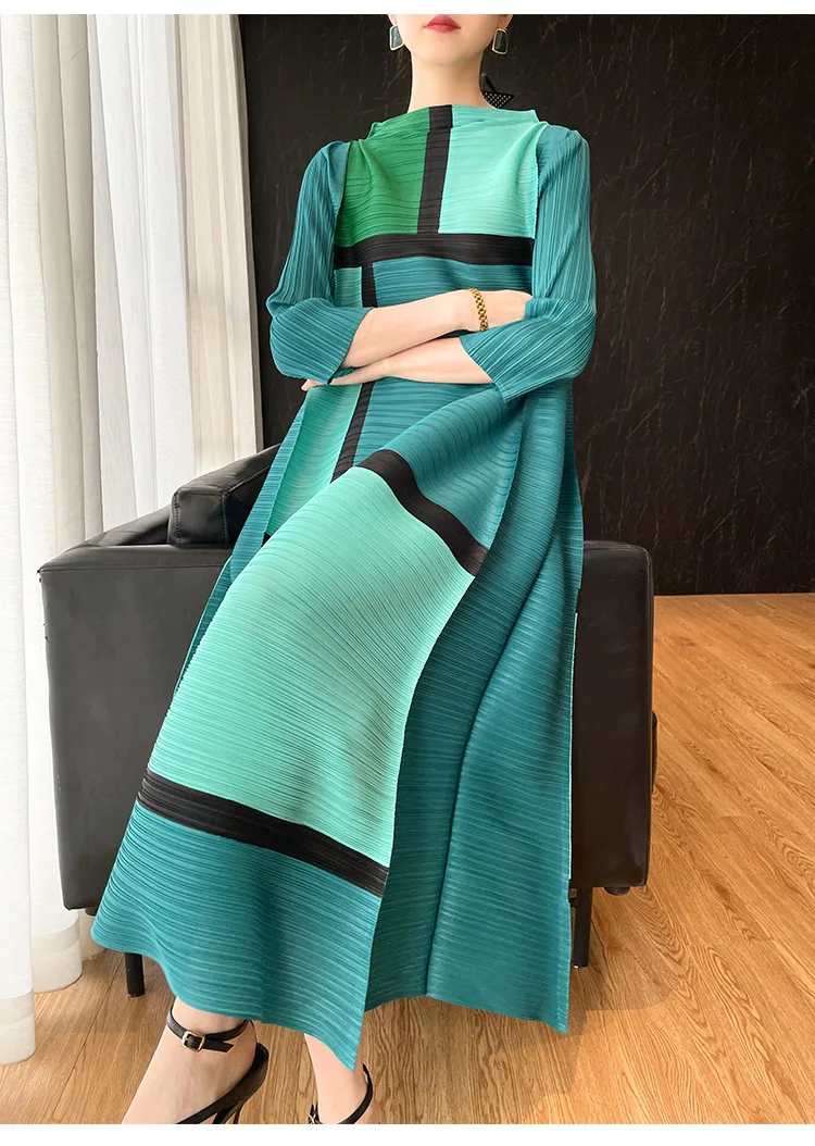 Miyake Pleated Geometric Print Dress for Women's 2024 Autumn New Original Designer Long Sleeve Pleated Loose Plus Size Dress