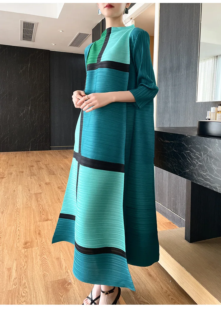 Miyake Pleated Geometric Print Dress for Women's 2024 Autumn New Original Designer Long Sleeve Pleated Loose Plus Size Dress