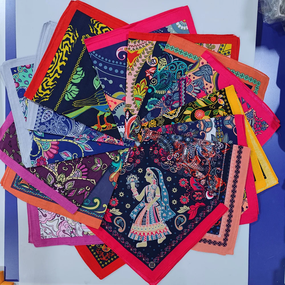 New Design Fashion Lady Beautiful Flower Hip Hop Cotton Bandana Square Scarf Headband Paisley Gifts For Women/Girls