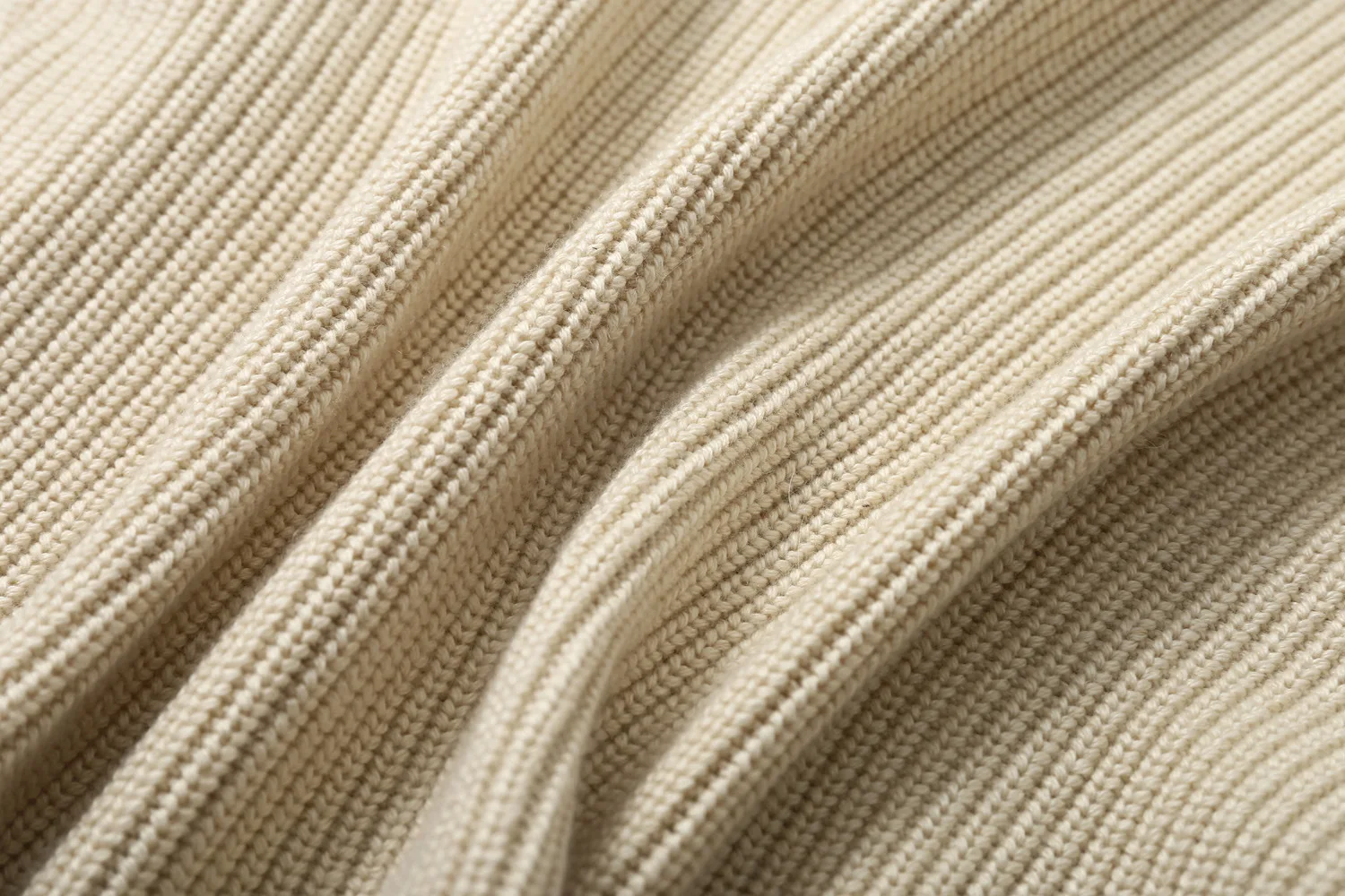 BirdTree 85% Silk 15% Cashmere Sweater, Women Beige Warm Mock Neck, Everyday Long Sleeve Solid Pullover, 2026 Spring T41872QC
