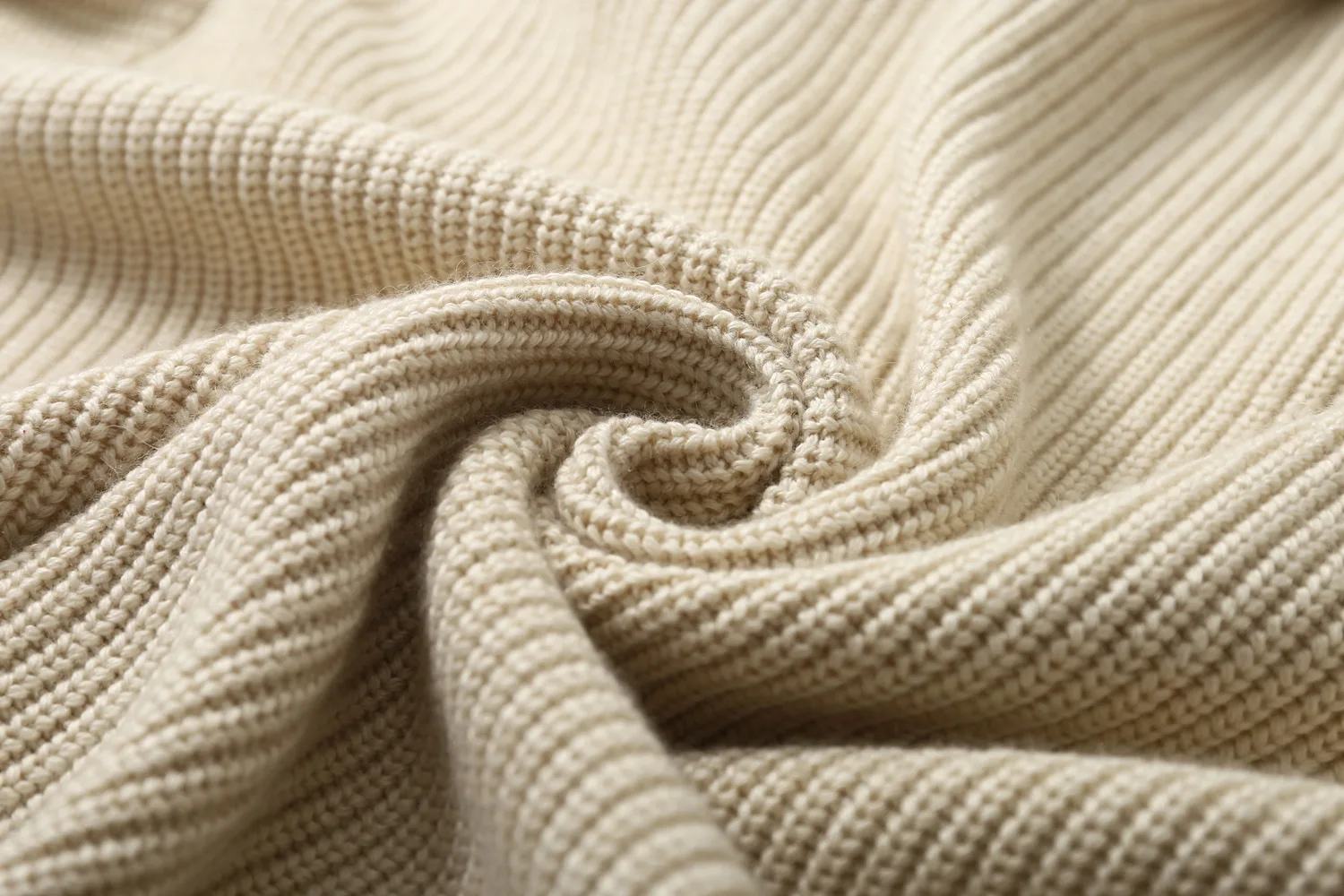 BirdTree 85% Silk 15% Cashmere Sweater, Women Beige Warm Mock Neck, Everyday Long Sleeve Solid Pullover, 2026 Spring T41872QC