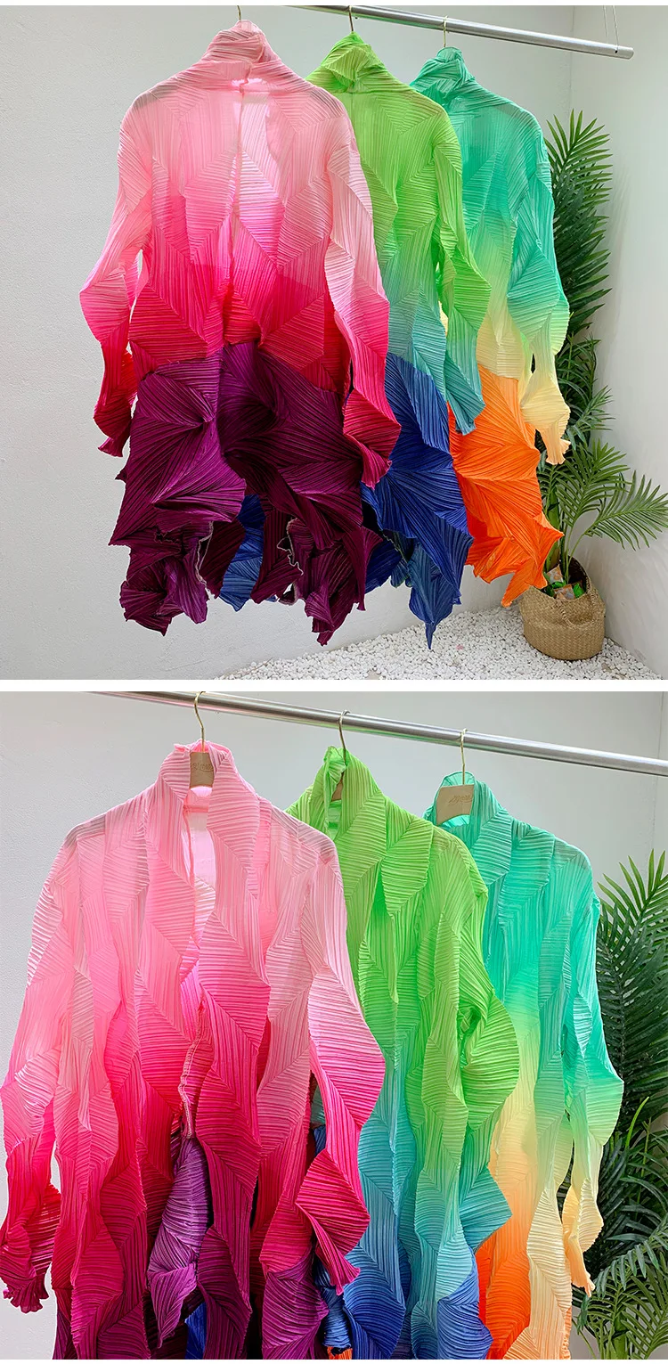 2025 New Fashion Miyake Pleated Gradient Mid-length Loose Cardigan Cape Jacket Autumn Coat Women