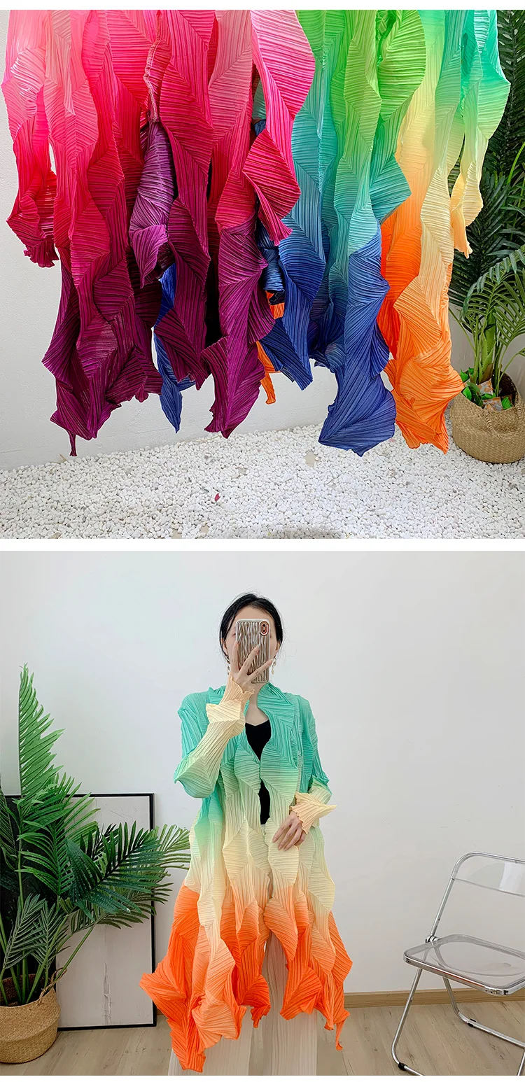 2025 New Fashion Miyake Pleated Gradient Mid-length Loose Cardigan Cape Jacket Autumn Coat Women