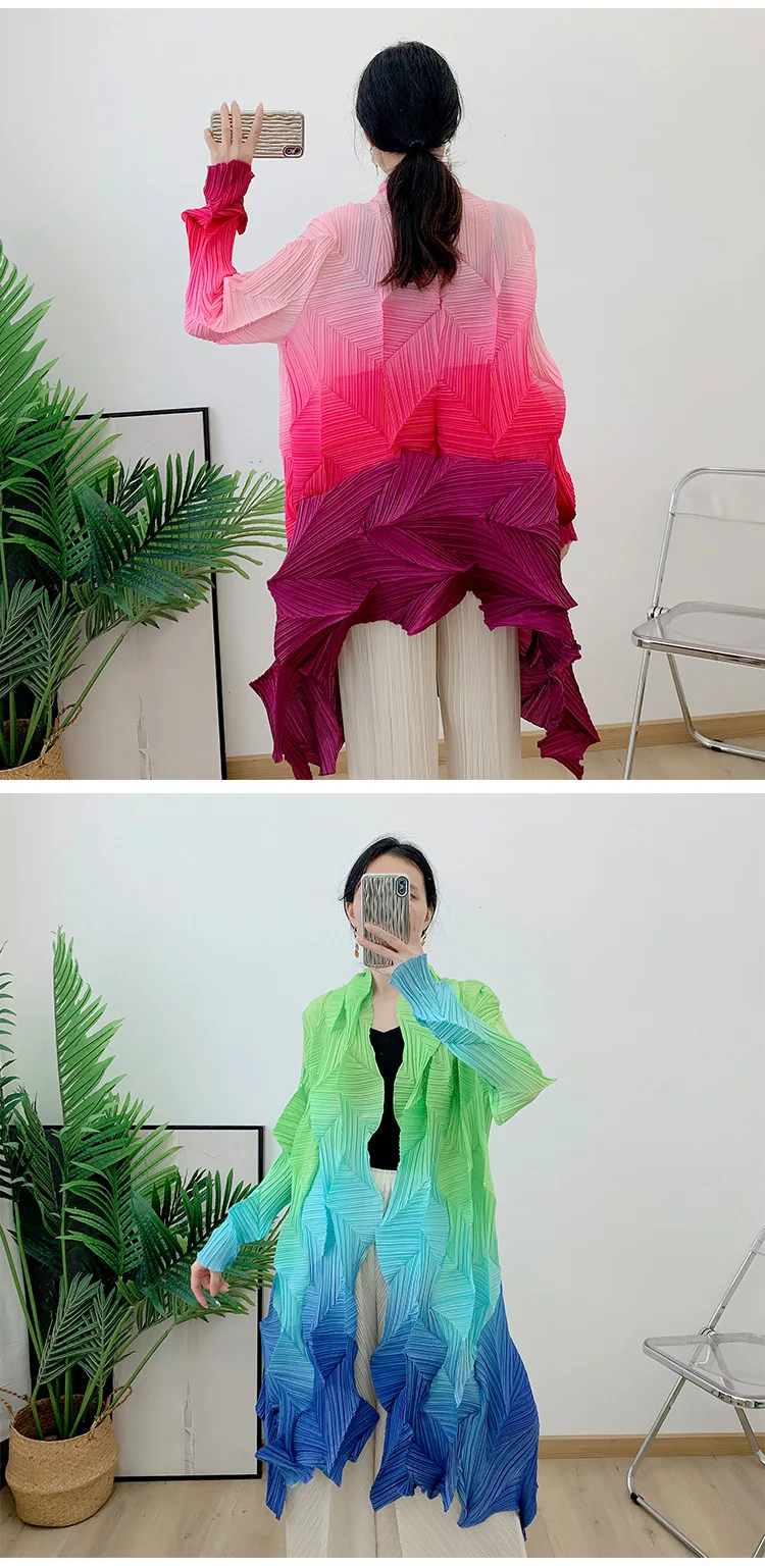 2025 New Fashion Miyake Pleated Gradient Mid-length Loose Cardigan Cape Jacket Autumn Coat Women