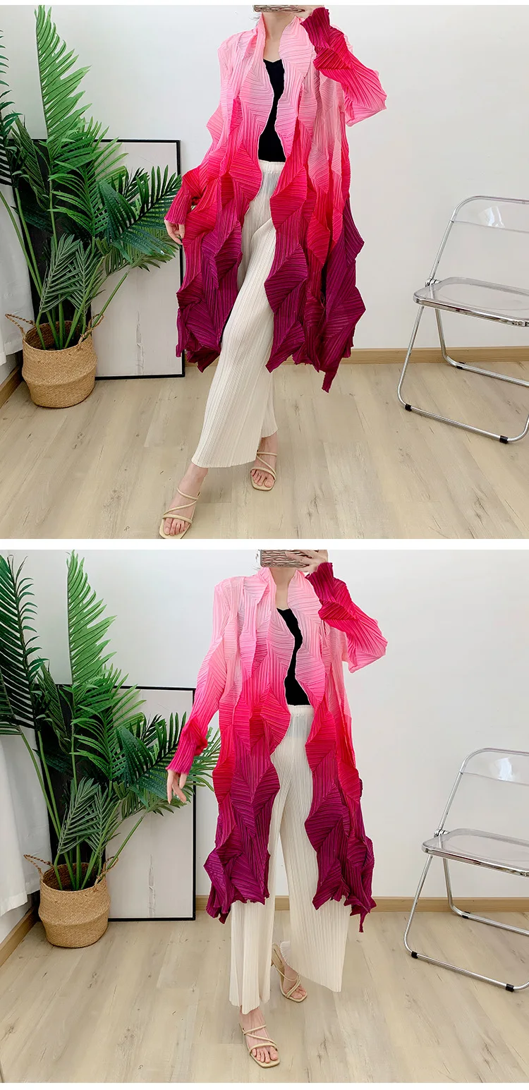 2025 New Fashion Miyake Pleated Gradient Mid-length Loose Cardigan Cape Jacket Autumn Coat Women