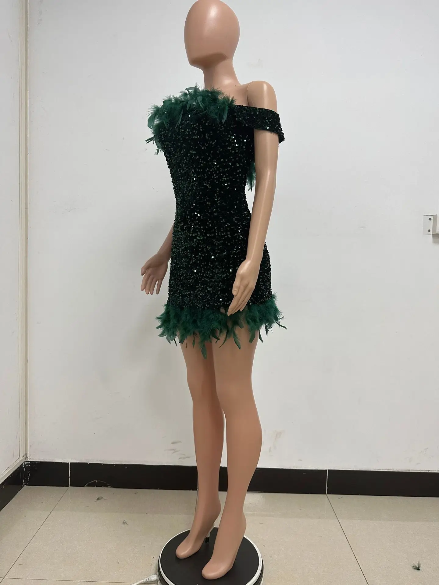 Feather Party Dresses for Women Slash Neck Backless Dress Club Green Mini Sequins Sleeveless Maxi Evening Dress Formal Vestidos