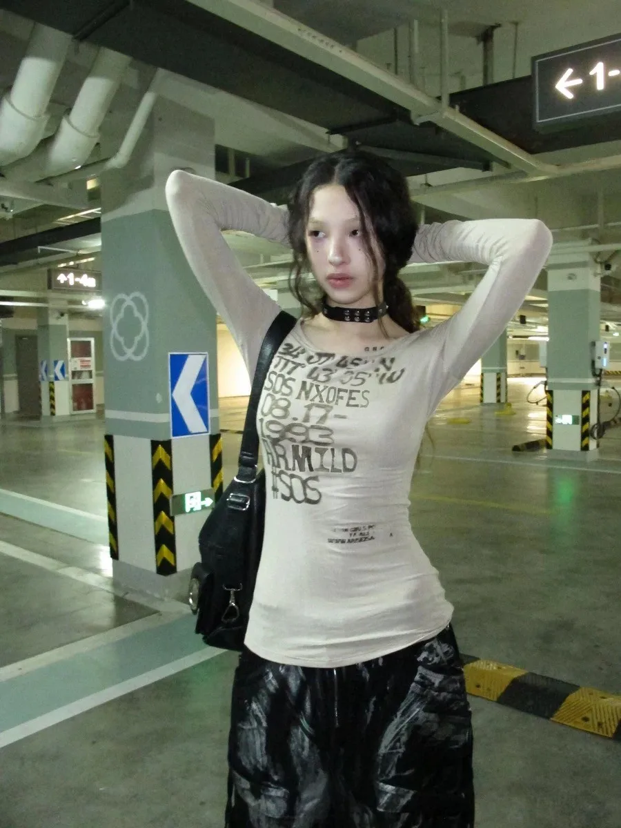 Tonngirls Y2k Vintage T Shirt Women Print Letter Tee Tops Skinny 2000s Japanese Autumn Streetwear Grunge Tops Fairycore Tshirts