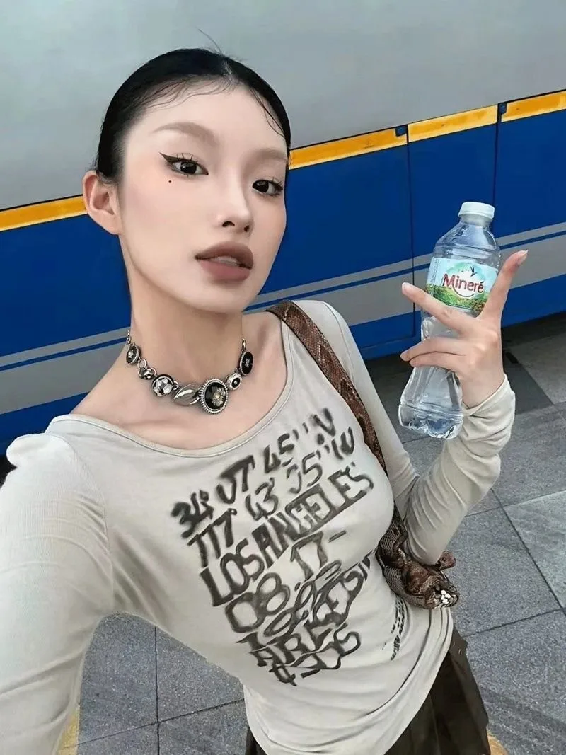 Tonngirls Y2k Vintage T Shirt Women Print Letter Tee Tops Skinny 2000s Japanese Autumn Streetwear Grunge Tops Fairycore Tshirts