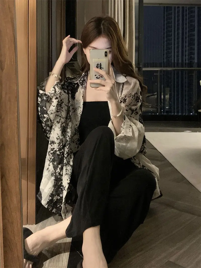 2025 Long Sleeve Shirts Women Loose Tie Dye Gothic Streetwear Casual Tops Woman Blouses Vintage Fashion Design Shirts Female