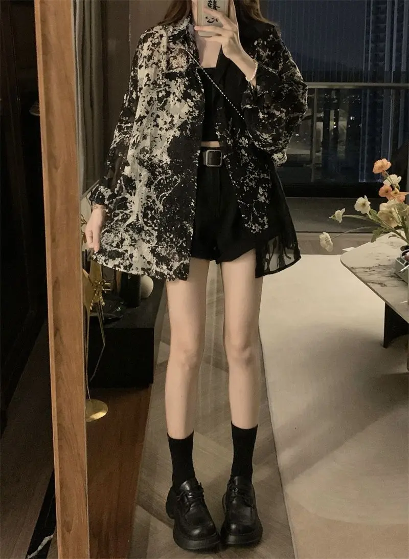 2025 Long Sleeve Shirts Women Loose Tie Dye Gothic Streetwear Casual Tops Woman Blouses Vintage Fashion Design Shirts Female