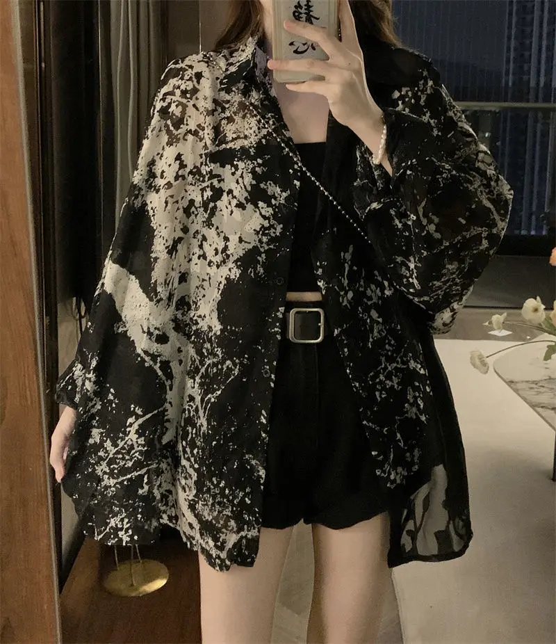 2025 Long Sleeve Shirts Women Loose Tie Dye Gothic Streetwear Casual Tops Woman Blouses Vintage Fashion Design Shirts Female