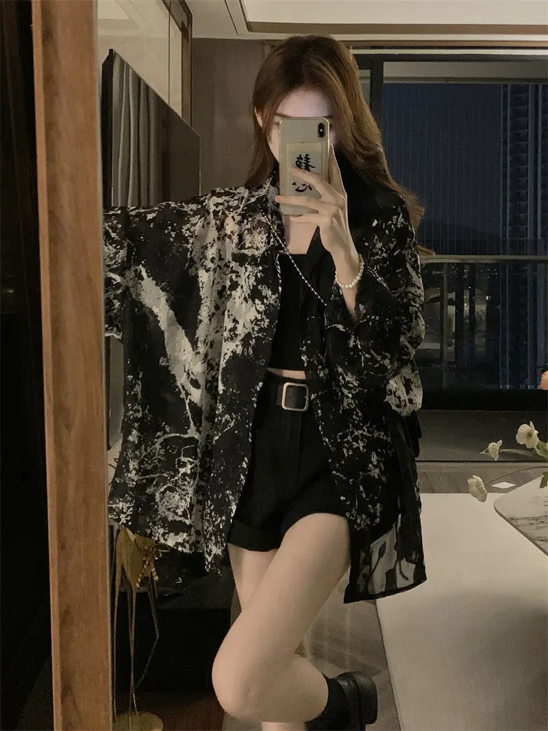 2025 Long Sleeve Shirts Women Loose Tie Dye Gothic Streetwear Casual Tops Woman Blouses Vintage Fashion Design Shirts Female