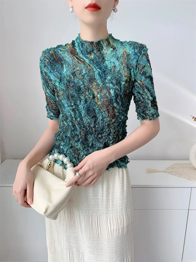Miyake Pleated Tie Dye Printed T-shirt Fashionable Semi High Neck Temperament Top 2025 Summer New High Stretch Shirt